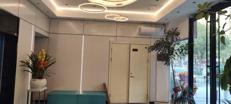 明光水晶贝壳酒店(体育路汇金广场店)图片