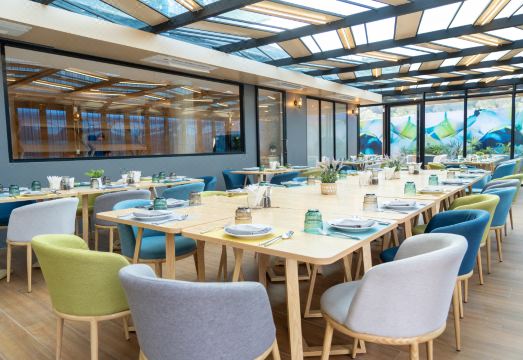 Wyndham Garden Naithon Phuket Hotel Overview