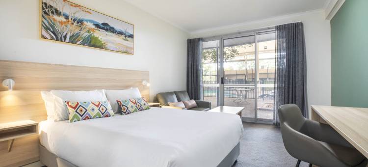 罗克斯比降水区的夜帽(Nightcap at Roxby Downs)图片