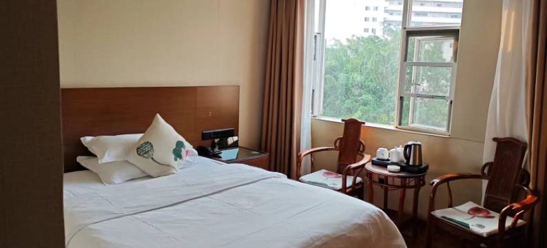 普洱建华酒店(思茅区悦城时光里购物公园店)图片