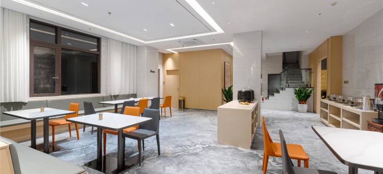 寄予酒店(东兴城东汽车客运中心店)图片