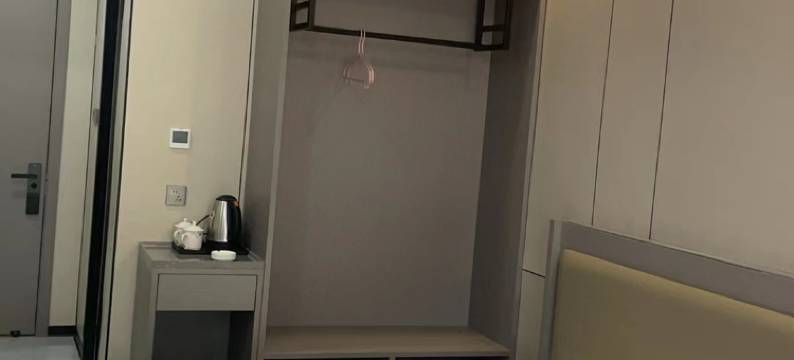 乌拉盖那日罕宾馆图片