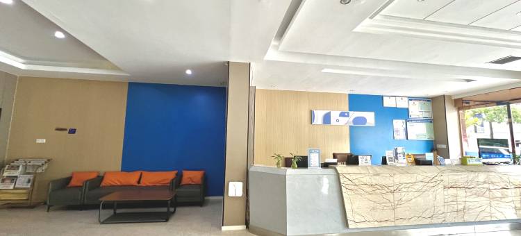 轻住酒店(东阳第一百货卢宅景区店)图片