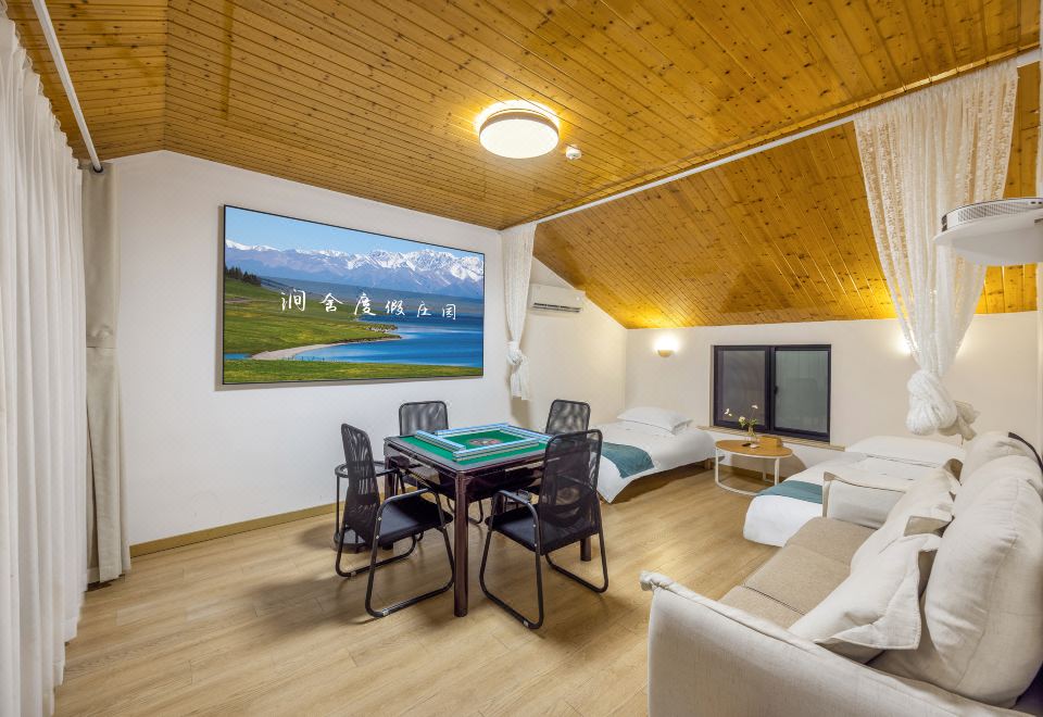 Building Manor Hotel Overview