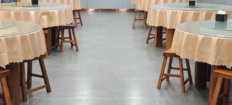 目远山舍度假酒店(万仙山景区店)图片