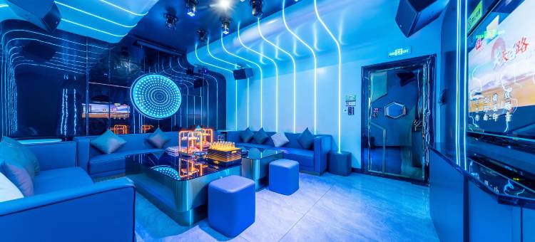 川达·时光酒店(天全中医院318国道店)图片