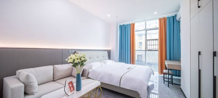 Run into　湖畔偶遇·影音美宿(西湖水东街店)图片