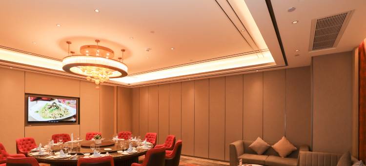 龙南兴飞格兰云天大酒店图片