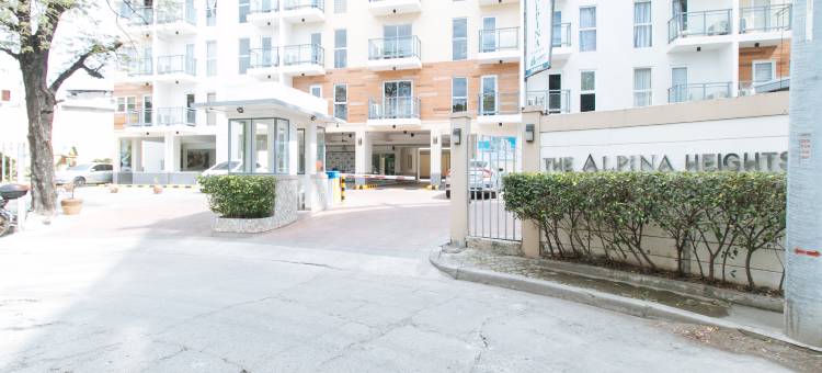 红多兹普拉斯酒店 @ 阿尔皮纳高地帕拉尼亚克(RedDoorz Plus @ Alpina Heights Paranaque)图片