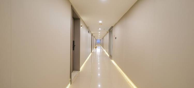 厦门云·智能酒店(湖里万达广场店)图片