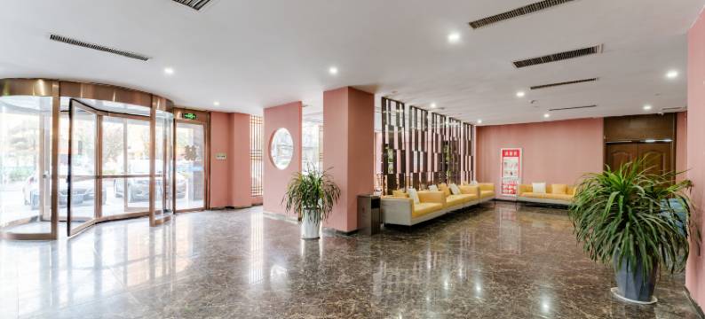 科爱住轻雅酒店(西华青华路店)图片