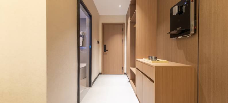 逸源智慧酒店(眉山东站店)图片