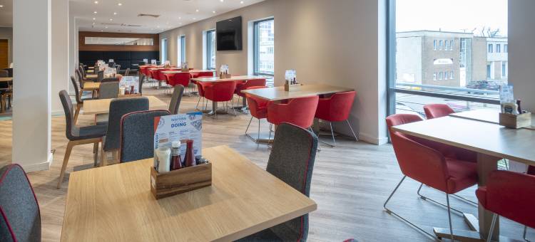 Holiday Inn Express 斯蒂文尼奇(Holiday Inn Express Stevenage)图片