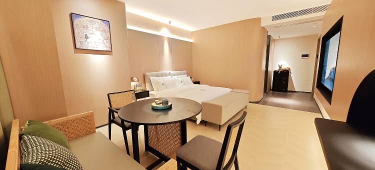 颖雅生活城宿(大旺广场店)图片