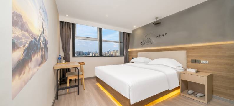 尖微空间艺术酒店(成都春熙路太古里店)图片