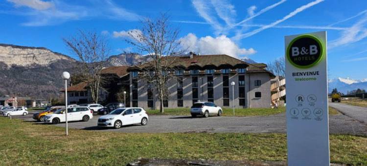 博纳维尔福西尼地区圣皮埃尔民宿酒店(B&B HOTEL Saint-Pierre-en-Faucigny Bonneville)图片