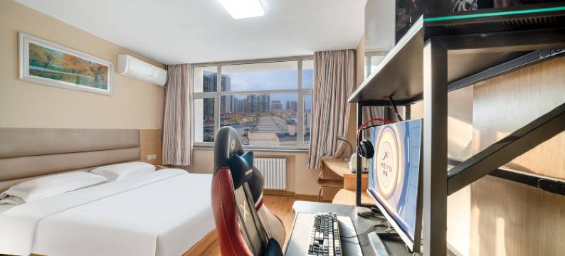 美娱·星峰电竞酒店(济南商河爱琴海购物公园店)图片