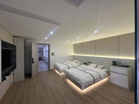 曼居酒店(昭通古城店)