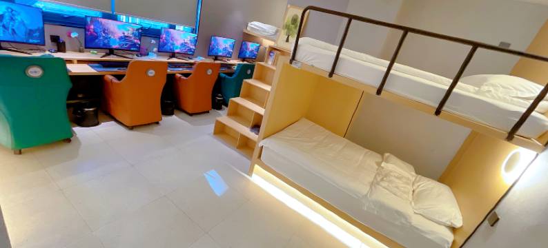 锦囊电竞泛娱酒店(宝安大仟里坪洲地铁站店)图片