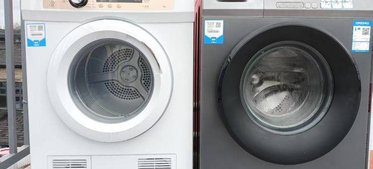 夏日晴空民宿(景德镇陶溪川创意广场雕塑瓷厂店)图片