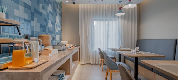 如家酒店·neo(上海顾村公园潘广路地铁站店)图片