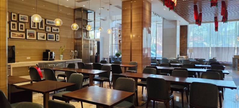 武汉华尊天伦大酒店(黄鹤楼武昌火车站店)图片