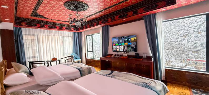 雅江桉达民宿图片