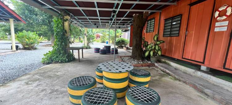 Capital O 91152 Jerot Dusun Campsite图片