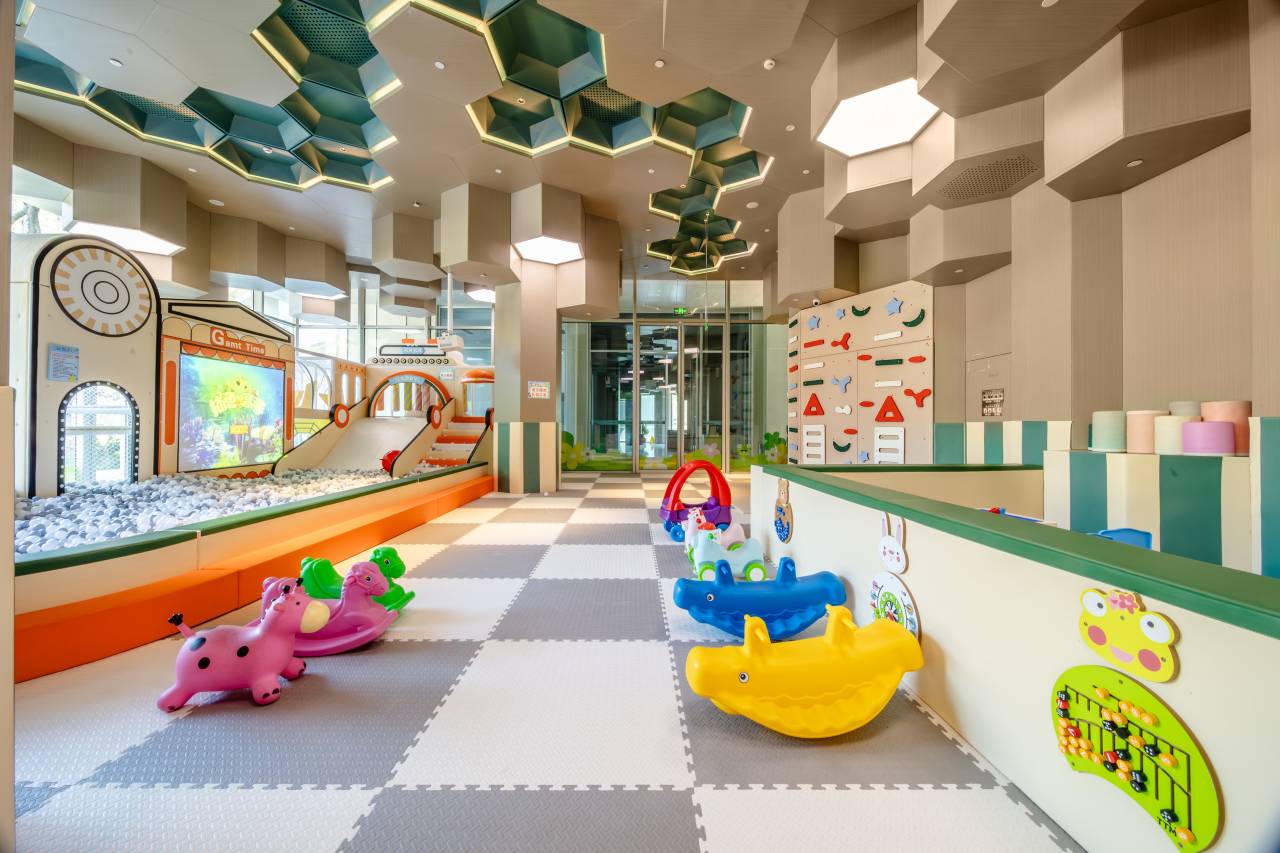 温州文成龙麒源芳草地度假酒店图片