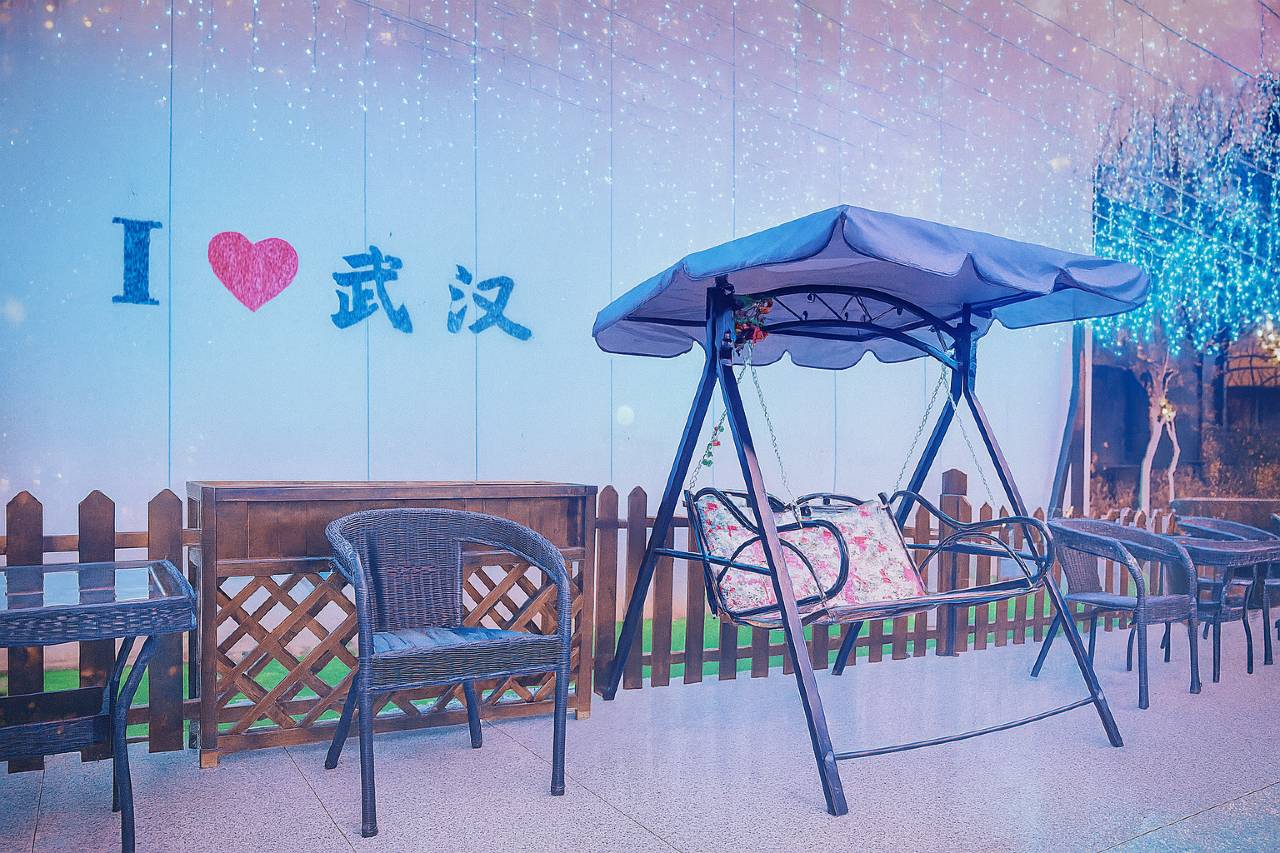 空杯•花园▏OXYGENFORESTSMARTCINEMA•设计酒店(汉口城市广场店)图片