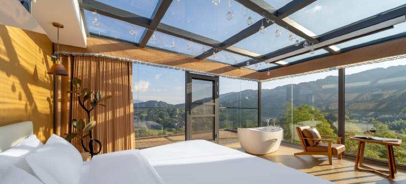 龙脊梯田晨云轩·云端泳池全景酒店(金佛顶三号观景台店)图片