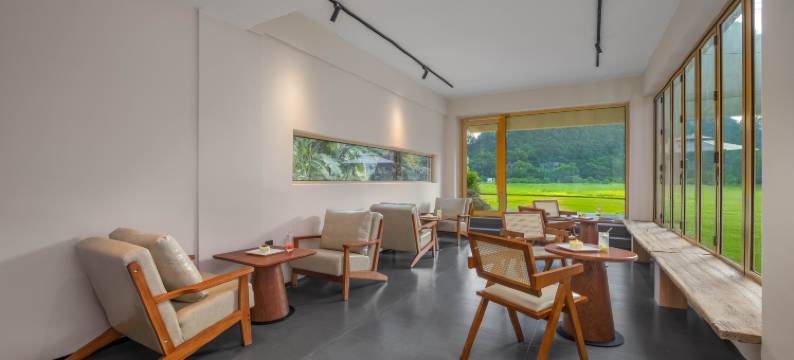 谷语·见山民宿(阳朔遇龙河生态公园千古情店)图片