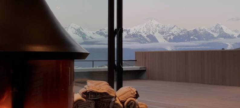 德钦梅里观云伴山·雾浓顶图片