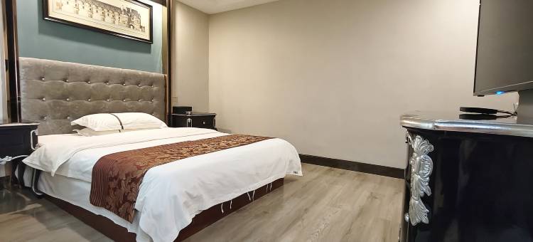 跃龙酒店(世昌广场店)图片