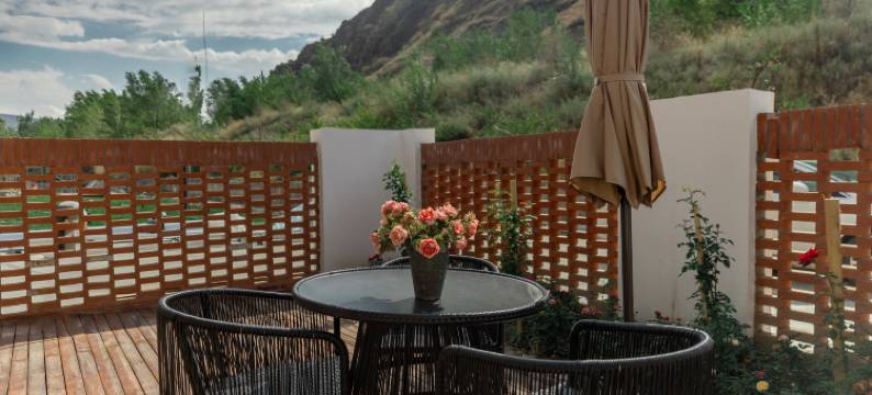 星草云栈阔克苏野奢营地图片