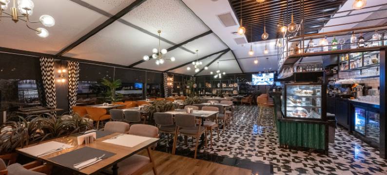 伊斯坦布尔希什利温德姆华美达安可酒店(Ramada Encore by Wyndham Istanbul Sisli)图片