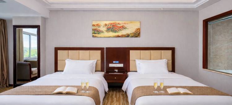 枕畔・富悦龙华丨OPULENT城央雅奢国际酒店(新乡火车站DL胖东来店)图片