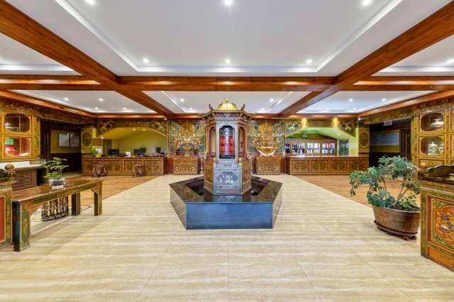 拉萨八廓街德康富氧观景酒店(大昭寺店)图片