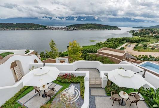 海十八·烟云海景度假酒店(大理洱海圣托里尼店)图片