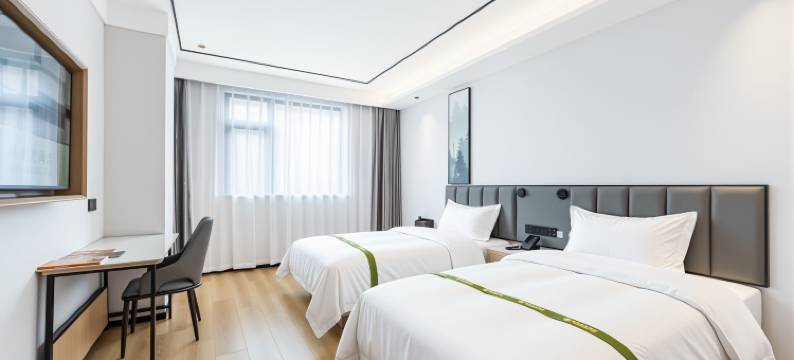 格林豪泰智选酒店(葫芦岛乾源香漫花都RT Mart大润发店)图片