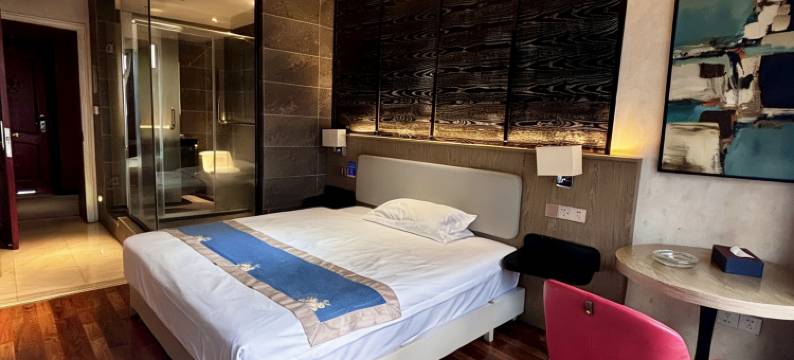 柏曼酒店(西林店)图片