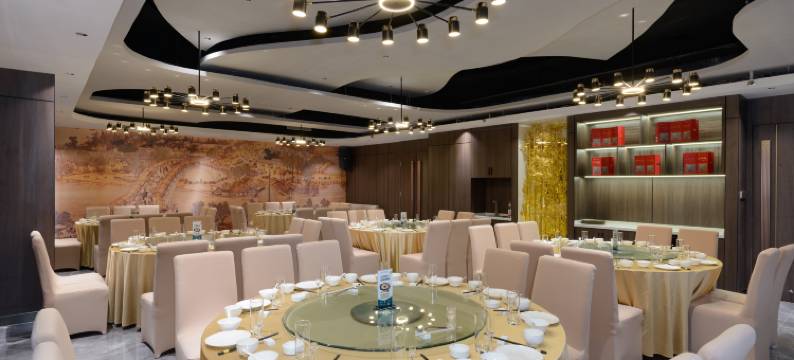 嘉隆国际酒店(宝鸡火车站店)图片