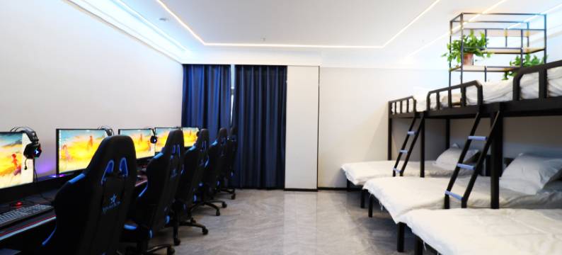 Yu悦电竞酒店(郑州东站店)图片