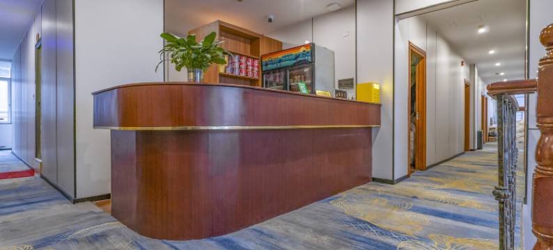 湘粤公寓(夏良地铁站财经学校店)图片