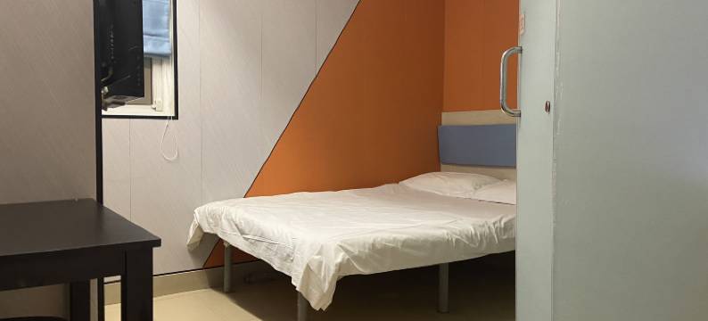 易佰连锁旅店(上海松江新城地铁站店)图片