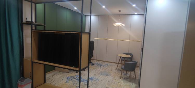 铂曼电竞酒店图片