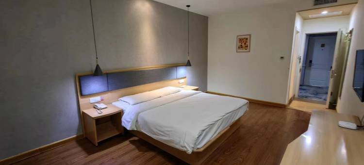 如家派柏·云酒店(佳木斯高铁火车站店)图片