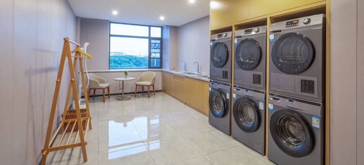 花居雅舍酒店(嘉兴龙鼎万达广场水果市场店)图片