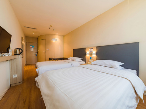 华亚酒店(广饶大王汽车站全福元广场店)