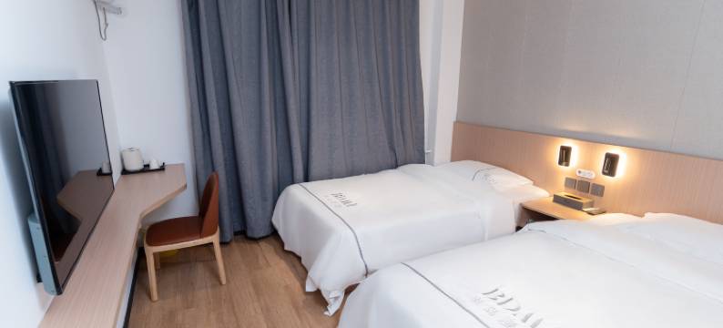 半岛漫居酒店(大连周水子国际机场店)图片